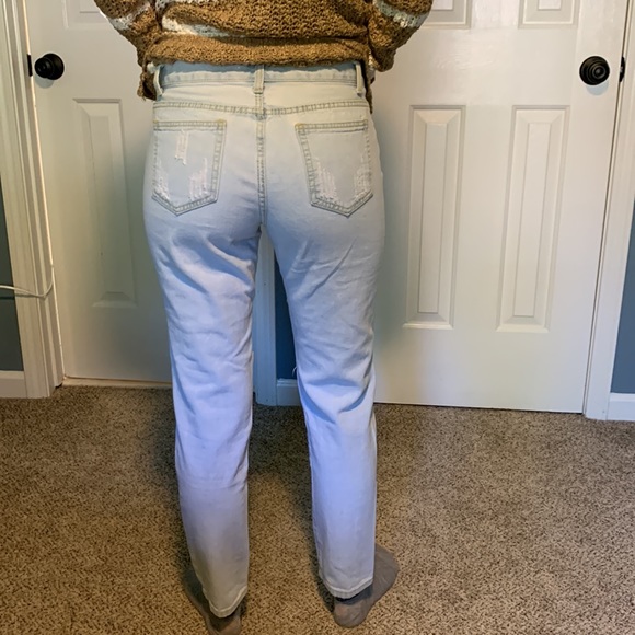 Destressed light blue jeans size 28 - Picture 3 of 6
